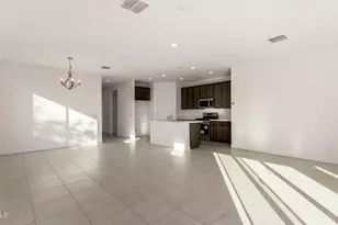 40045 W Bunker Dr, Maricopa, AZ 85138 - Photo 12