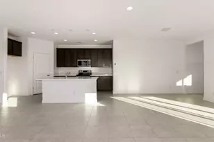 40045 W Bunker Dr, Maricopa, AZ 85138 - Photo 16