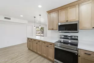 10917 W Tropicana Cir, Sun City, AZ 85351 - Photo 12