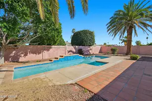 10917 W Tropicana Cir, Sun City, AZ 85351 - Photo 38
