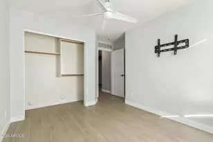 17854 W Redfield Rd, Surprise, AZ 85388 - Photo 30