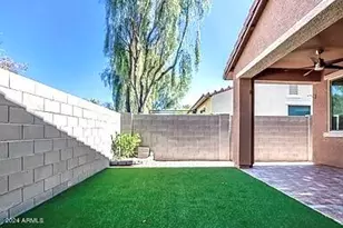 9368 W Sweetwater Dr, Peoria, AZ 85381 - Photo 6