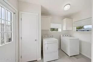 1117 E Fern Dr N, Phoenix, AZ 85014 - Photo 12