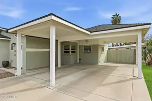 1117 E Fern Dr N, Phoenix, AZ 85014 - Photo 8