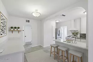 1117 E Fern Dr N, Phoenix, AZ 85014 - Photo 4