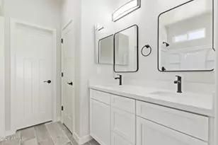 8461 W Mission Hills Dr, Arizona City, AZ 85123 - Photo 14