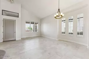 5258 E Hashknife Rd, Phoenix, AZ 85054 - Photo 6