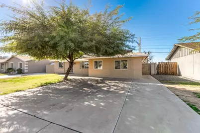 7630 N 42nd Lane, Phoenix, AZ 85051 - Photo 2