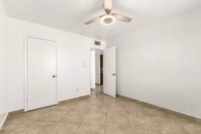 7630 N 42nd Lane, Phoenix, AZ 85051 - Photo 20