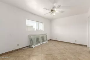 7630 N 42nd Ln, Phoenix, AZ 85051 - Photo 10