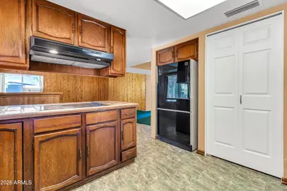 2318 W Monterey Circle, Mesa, AZ 85202 - Photo 18