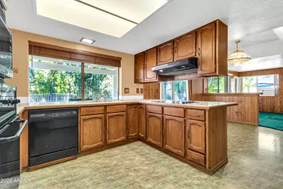 2318 W Monterey Circle, Mesa, AZ 85202 - Photo 16