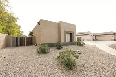 13311 W La Reata Avenue, Goodyear, AZ 85395 - Photo 8