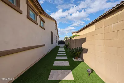 2351 E Cherrywood Place, Chandler, AZ 85249 - Photo 38