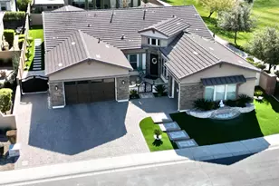 2351 E Cherrywood Pl, Chandler, AZ 85249 - Photo 2