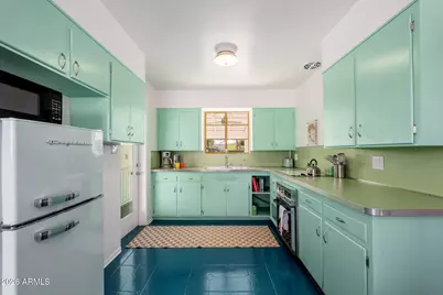 805 E Jackson Avenue, Buckeye, AZ 85326 - Photo 8