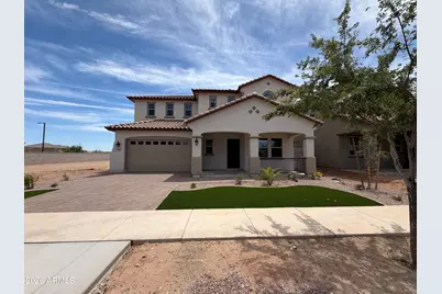 15767 W Sand Hills Road, Surprise, AZ 85387 - Photo 2