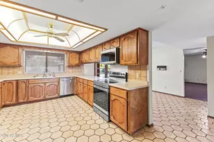 1306 E La Vieve Ln, Tempe, AZ 85284 - Photo 12