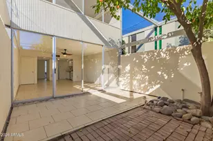 4411 N 40th St, Phoenix, AZ 85018 - Photo 1