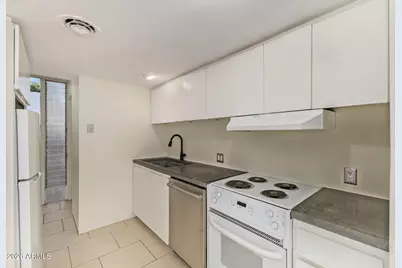 4411 N 40th Street #55, Phoenix, AZ 85018 - Photo 10