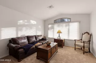 4506 E Lone Cactus Dr, Phoenix, AZ 85050 - Photo 2