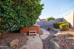 4506 E Lone Cactus Dr, Phoenix, AZ 85050 - Photo 8