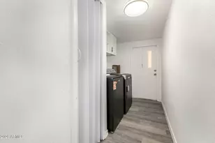 555 W Warner Rd, Chandler, AZ 85225 - Photo 28