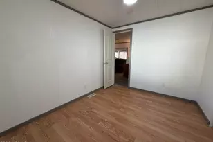 305 S Val Vista Dr, Mesa, AZ 85204 - Photo 18