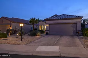 15873 W Alpine Ridge Dr, Surprise, AZ 85374 - Photo 40