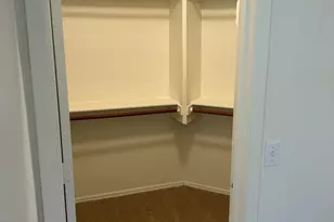 7401 W Arrowhead Clubhouse Dr, Glendale, AZ 85308 - Photo 20