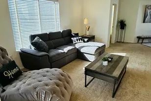 7401 W Arrowhead Clubhouse Dr, Glendale, AZ 85308 - Photo 4