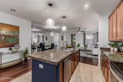 10655 N 9th Street #113, Phoenix, AZ 85020 - Photo 12