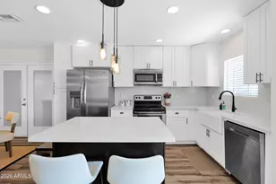 1908 E Pinchot Ave, Phoenix, AZ 85016 - Photo 6