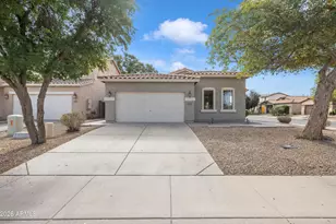 45445 W Gavilan Dr, Maricopa, AZ 85139 - Photo 2