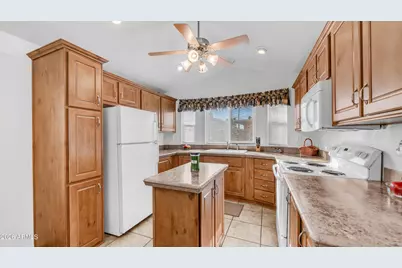 721 Emerald Drive #362, Apache Junction, AZ 85119 - Photo 10