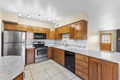 2015 E Southern Avenue #22, Tempe, AZ 85282 - Photo 2