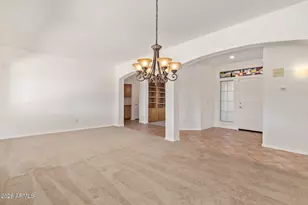 17859 W Club Vista Dr, Surprise, AZ 85374 - Photo 4