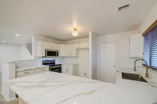 5681 S 237th Dr, Buckeye, AZ 85326 - Photo 8