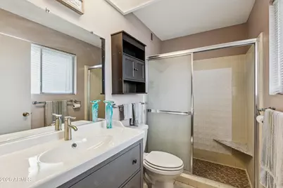 11012 W Abbott Avenue, Sun City, AZ 85351 - Photo 10