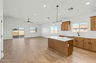 9806 W Appaloosa TR, Casa Grande, AZ 85194 - Photo 10