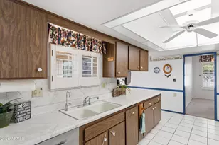 10212 W Pineridge Dr, Sun City, AZ 85351 - Photo 8