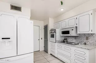 9416 N 110th Ave, Sun City, AZ 85351 - Photo 14