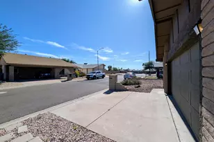 10044 N 39th Ln, Phoenix, AZ 85051 - Photo 4