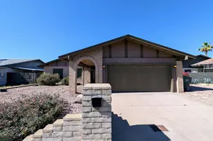 10044 N 39th Ln, Phoenix, AZ 85051 - Photo 2