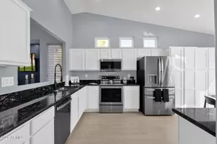 5020 S Citrus Ln, Gilbert, AZ 85298 - Photo 6