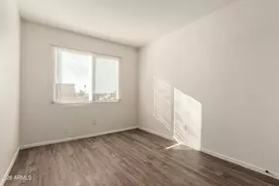 4523 E Wood St, Phoenix, AZ 85040 - Photo 6