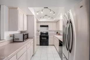 26409 S Howard Dr, Sun Lakes, AZ 85248 - Photo 10