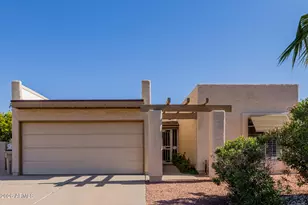 26409 S Howard Dr, Sun Lakes, AZ 85248 - Photo 2