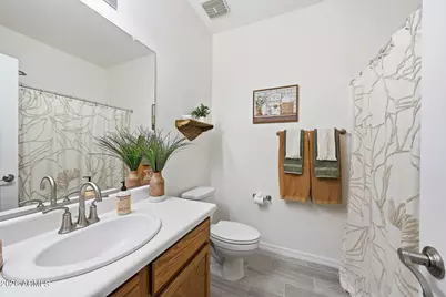 2303 W Desert Lane, Phoenix, AZ 85041 - Photo 6