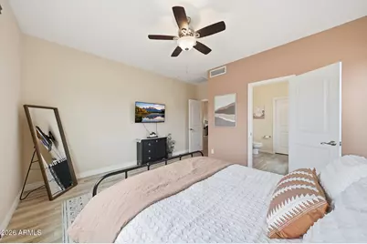 2303 W Desert Lane, Phoenix, AZ 85041 - Photo 28